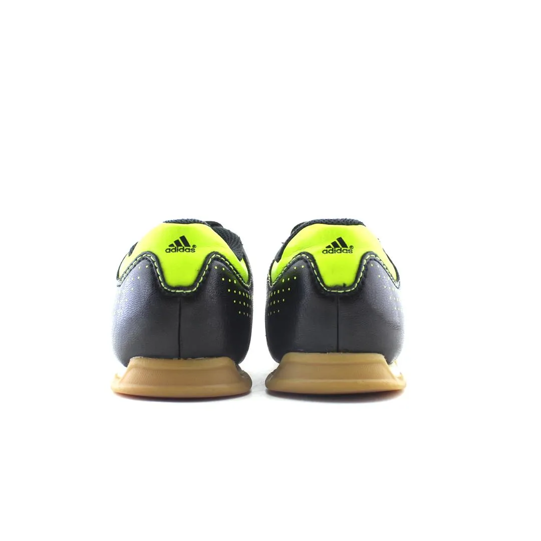 ADIDAS  11 QUESTRA
