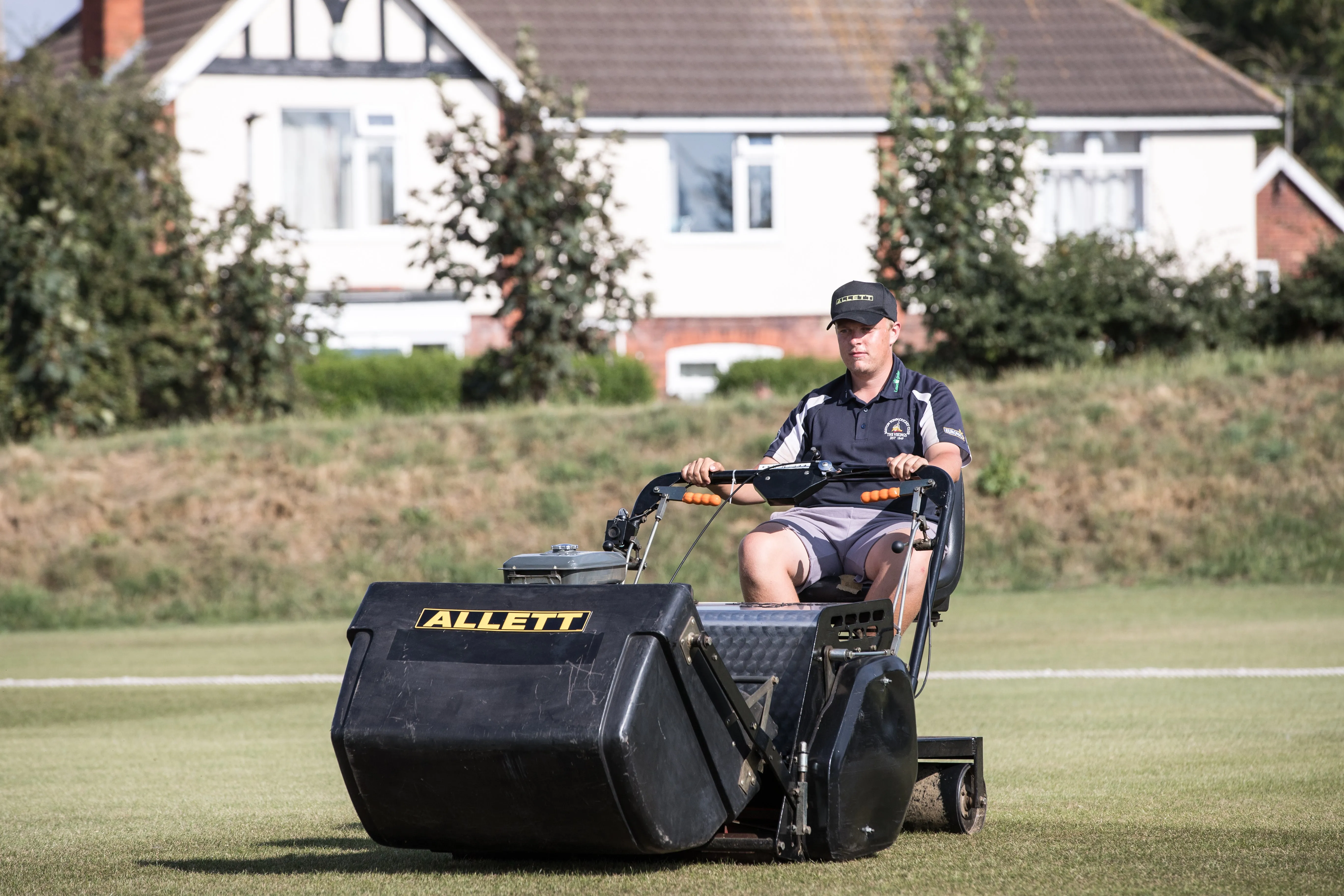 ALLETT Allett Regal 36 Cylinder Mower