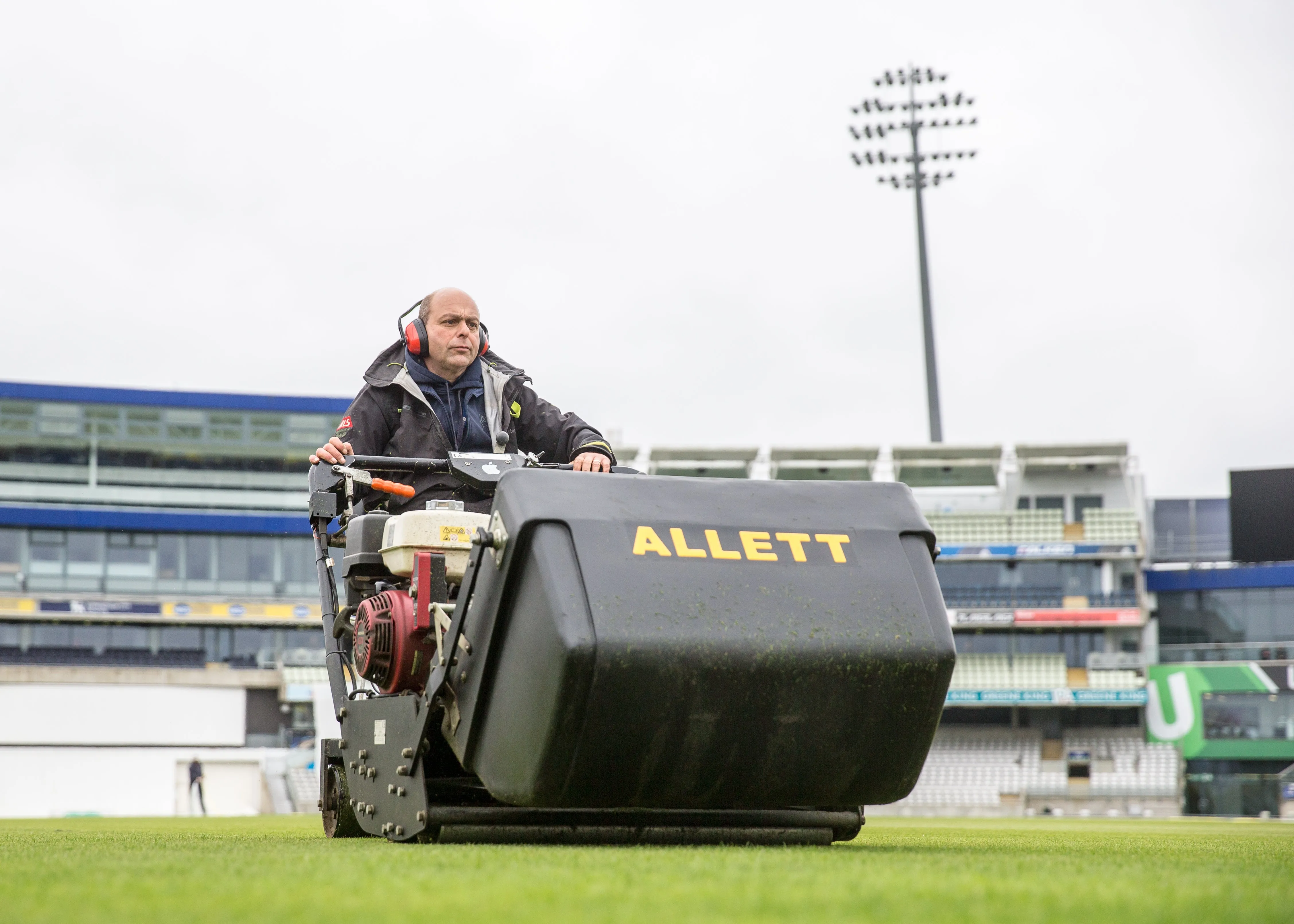 ALLETT Allett Regal 36 Cylinder Mower
