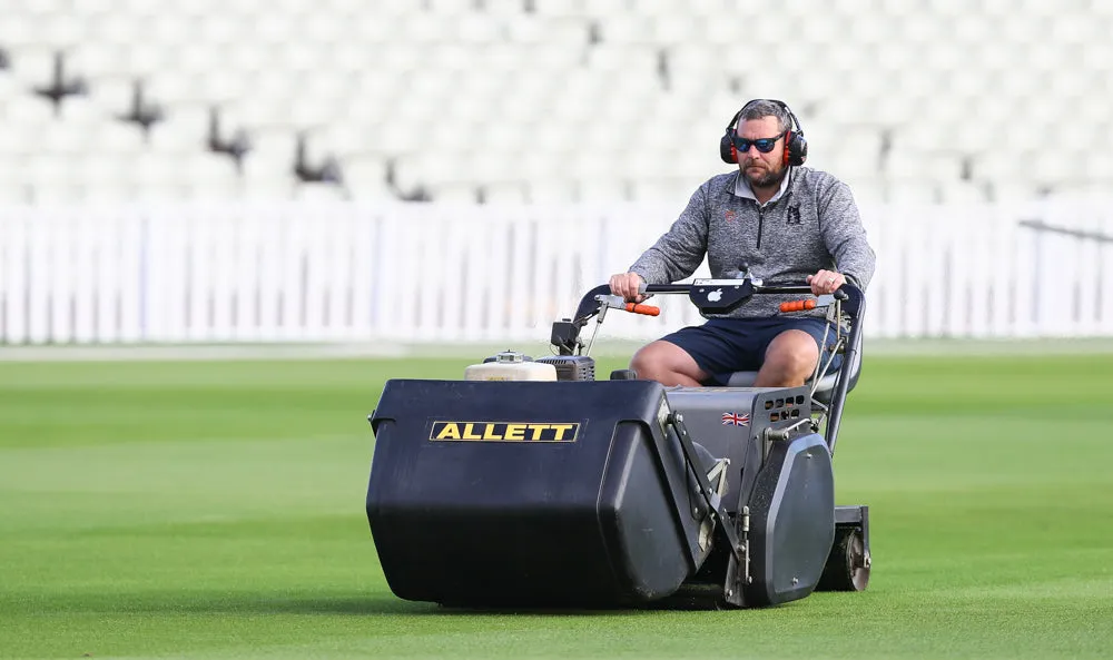 Allett Regal 36 Cylinder Mower