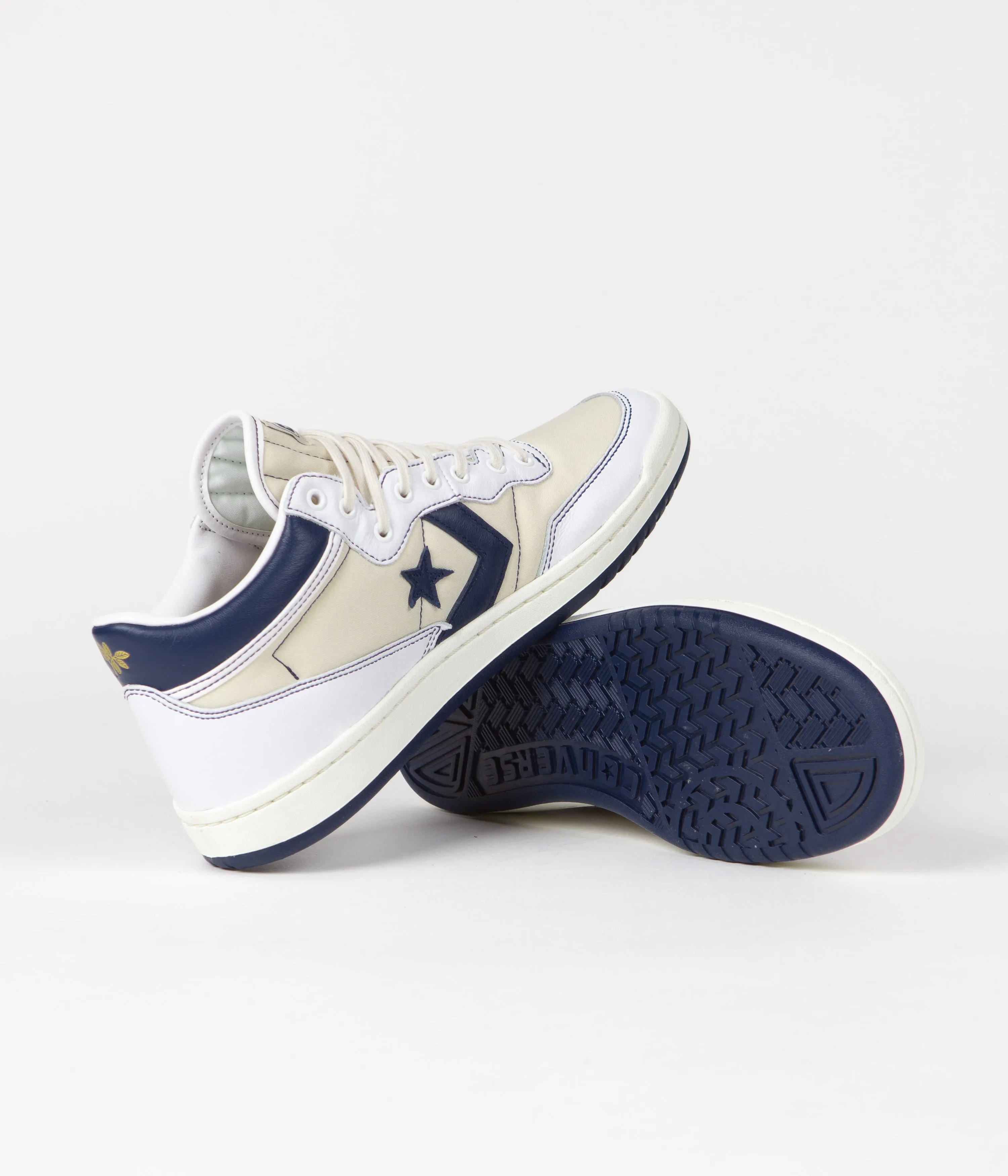 Converse Fastbreak Pro Sage Mid Shoes - White / Navy / Egret