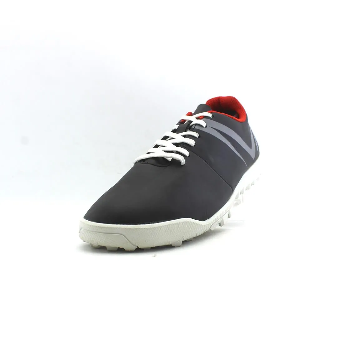 KIPSTA ASTRO TURF TRAINERS