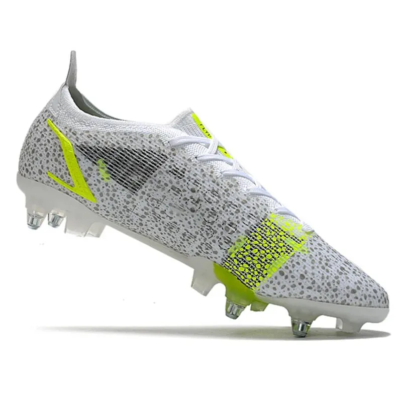 Men's Soccer Shoes Outdoor Soft Breathable Football Boots for Ultimate Comfort and Performance
