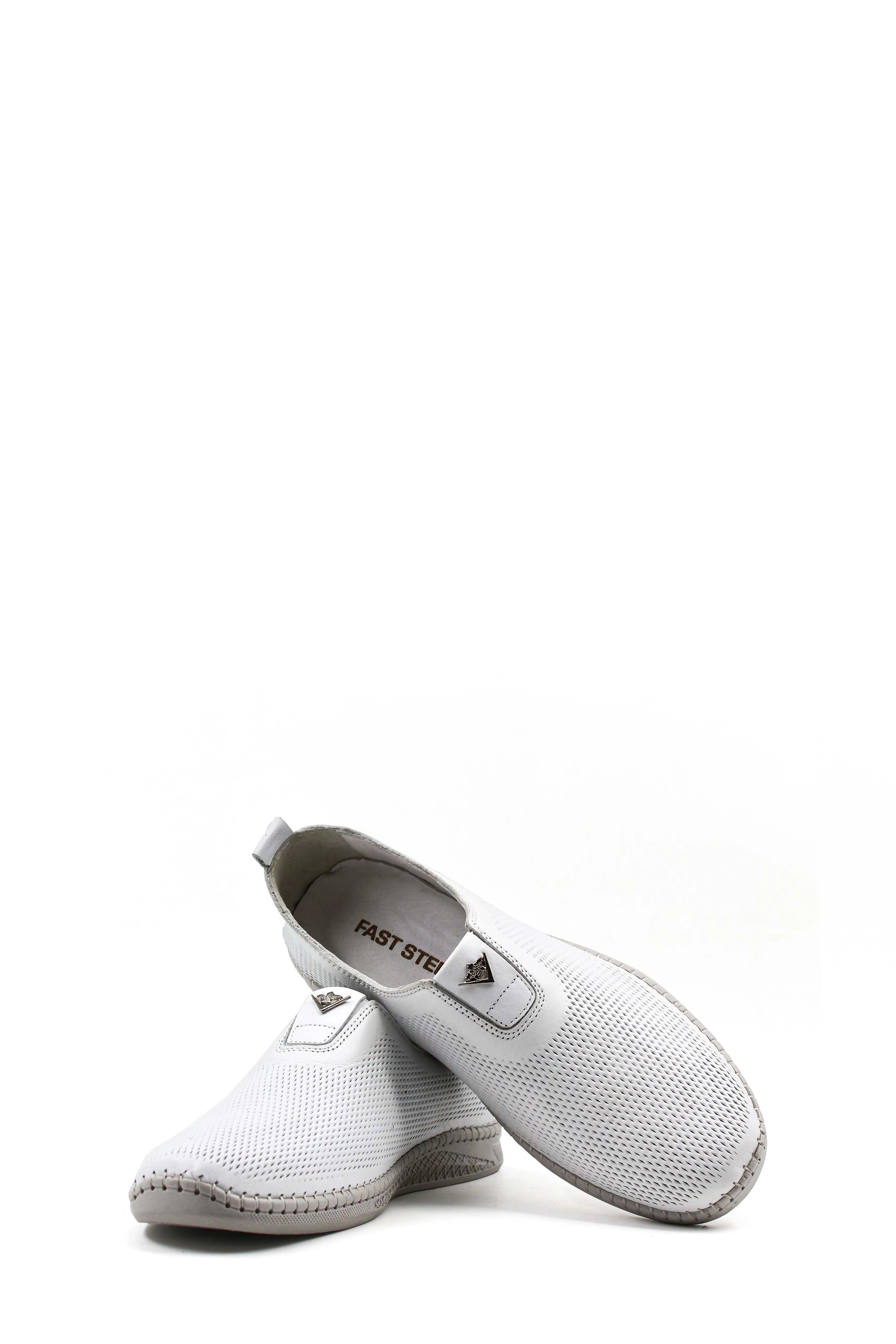 Men's White Mesh Slip-On Casual Shoes with Stitch Detailing - Wessi