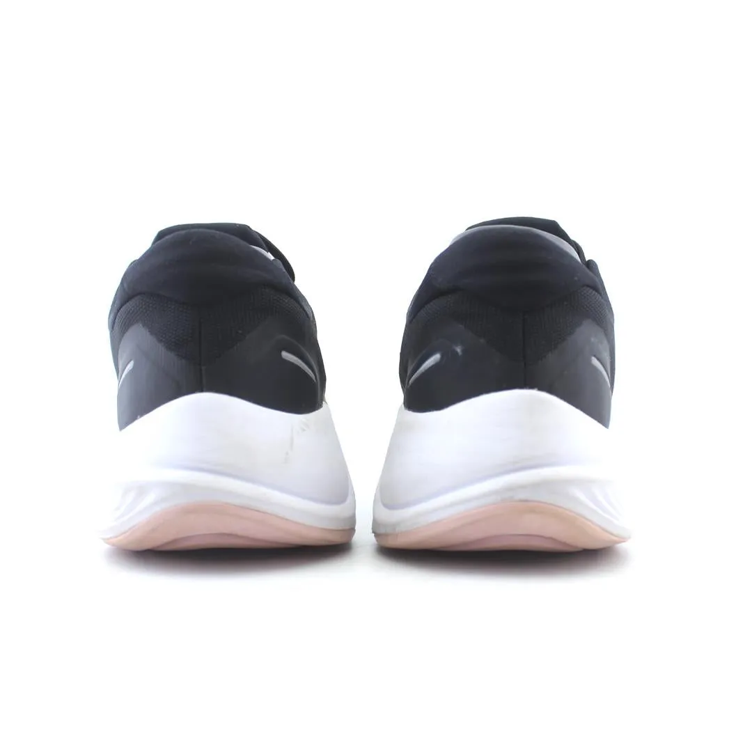 NIKE  AIR ZOOM STRUCTURE 23