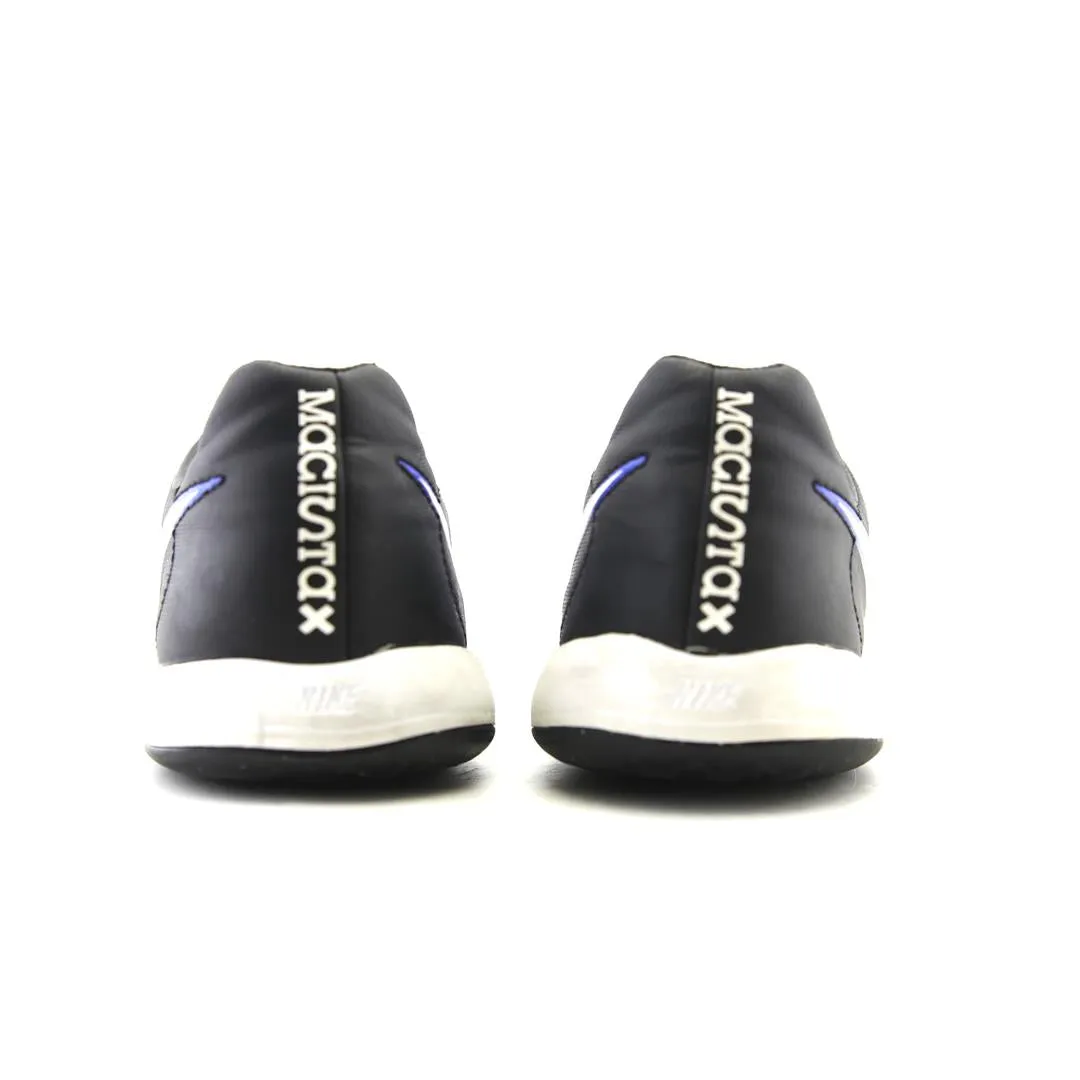 NIKE  MAGISTAX OPUS II TF