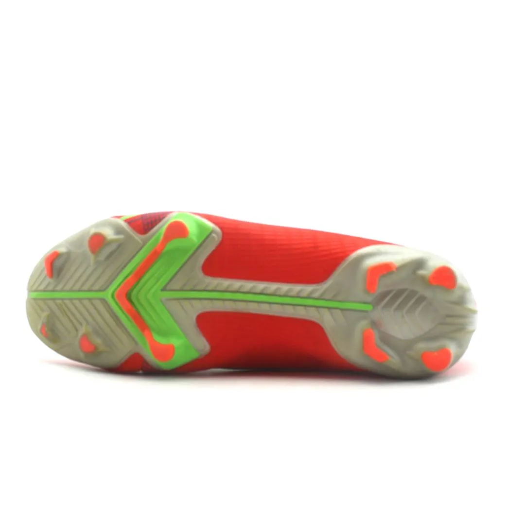 NIKE MERCRIAL