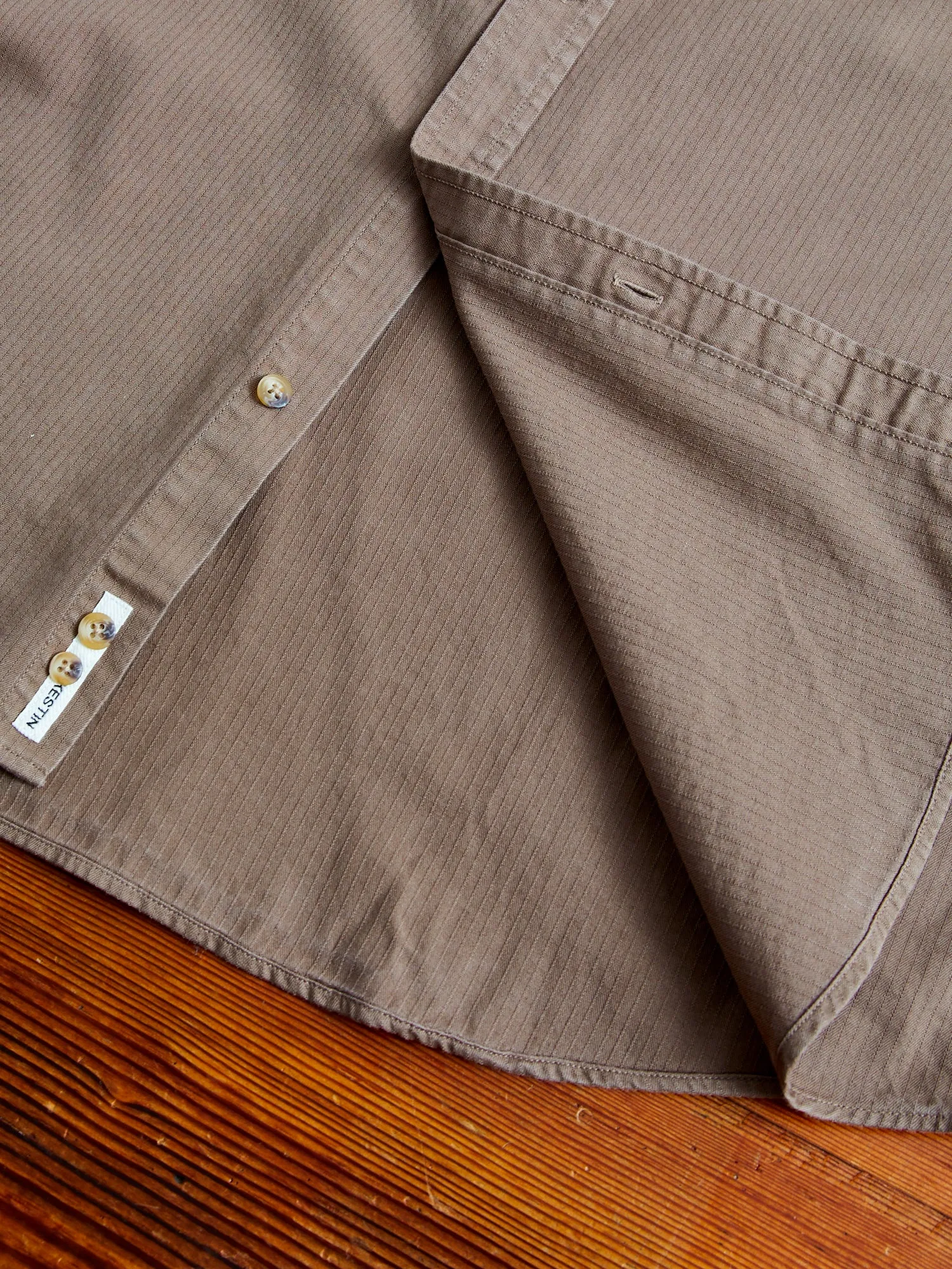 Raeburn Button Down Shirt in Putty