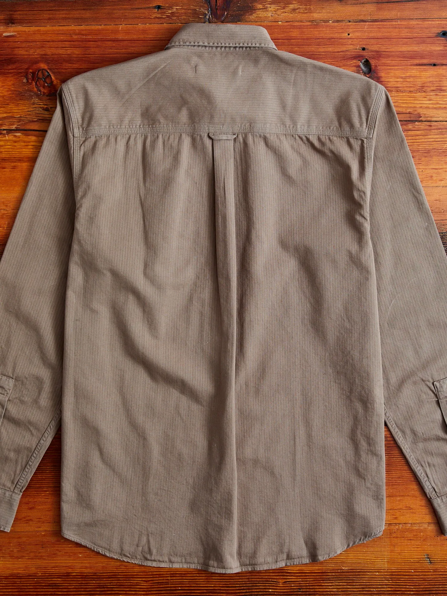 Raeburn Button Down Shirt in Putty