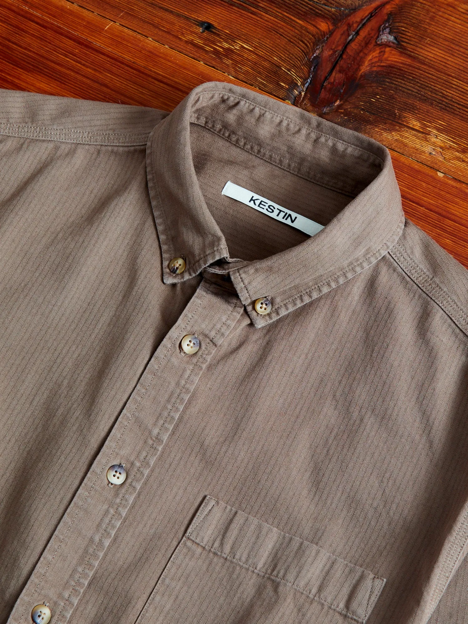 Raeburn Button Down Shirt in Putty