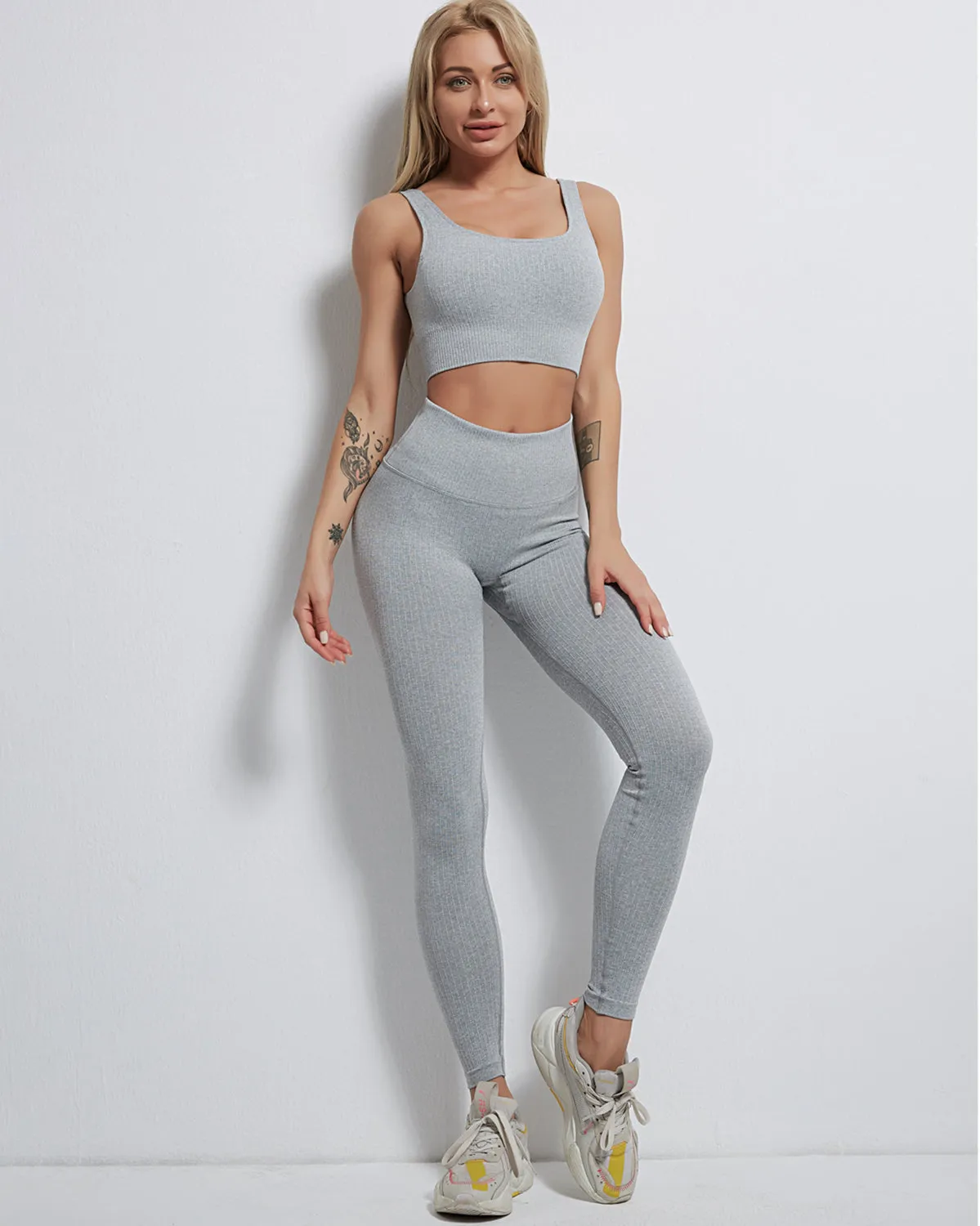 Rozy Ribbed Sports Bra - Grey
