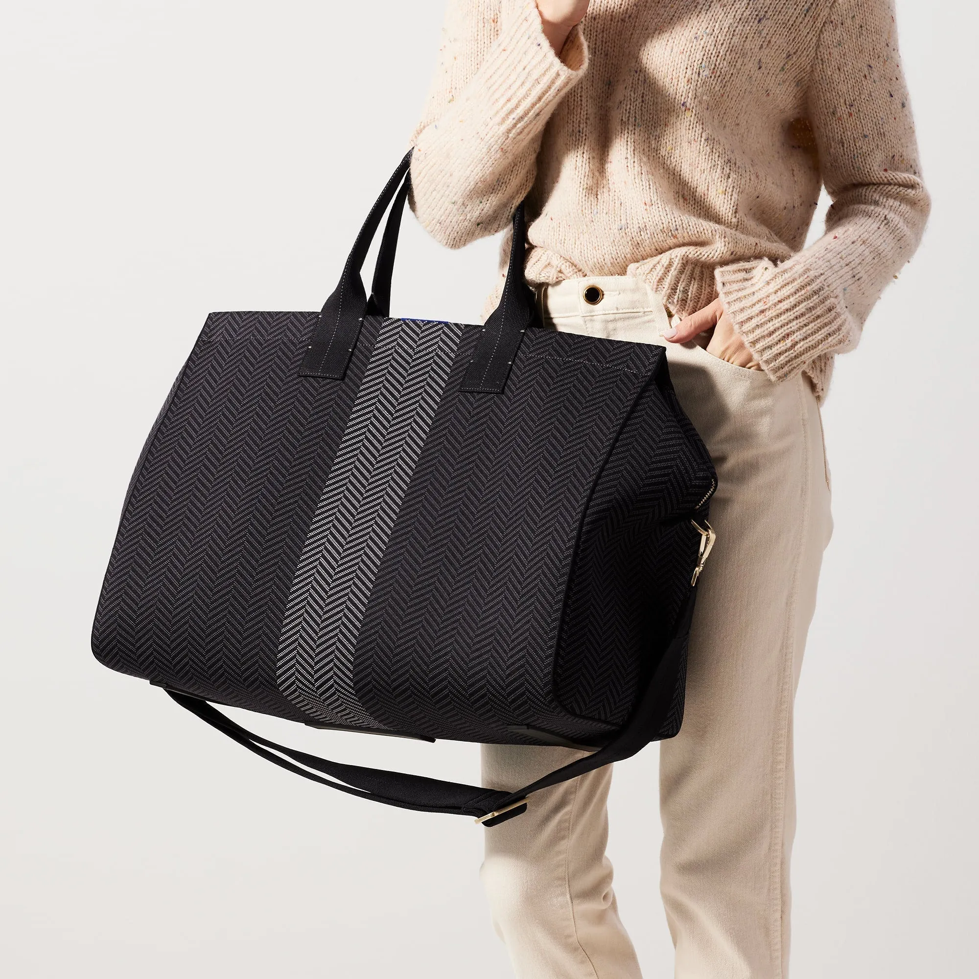 The Weekender - Shadow Black